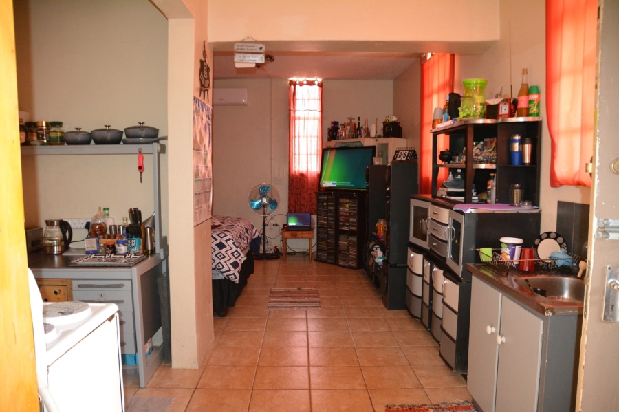 6 Bedroom Property for Sale in Klawer Western Cape